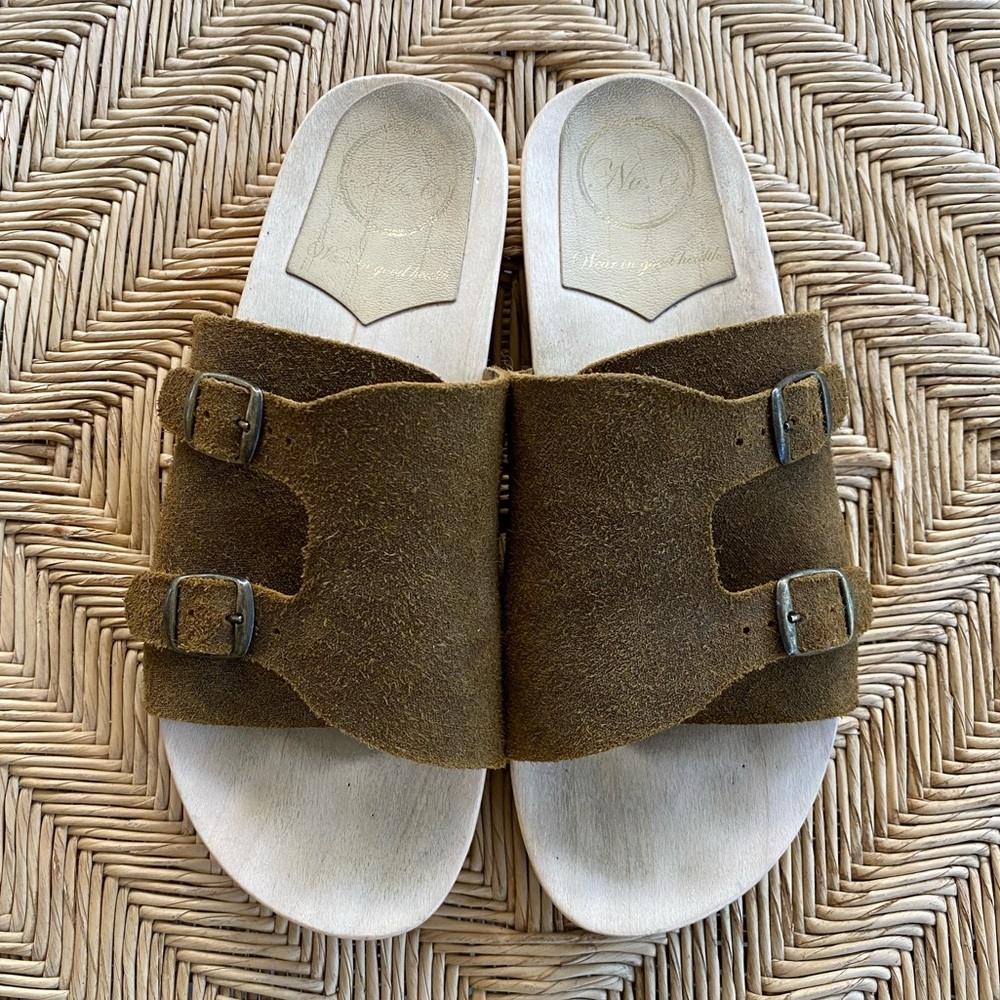 No.6 slides